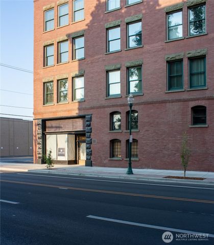 102 S 2nd Avenue, Walla Walla, WA 99362