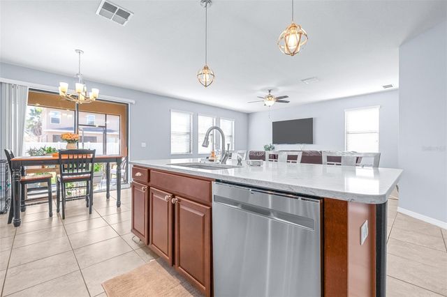 8132 SEAGARDEN LANE, Land O Lakes, FL 34637