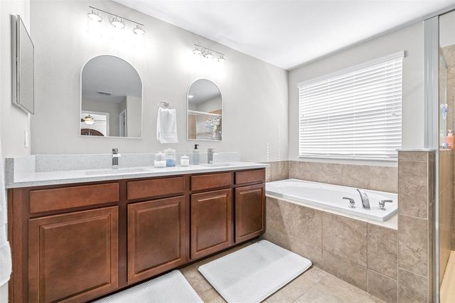 8132 SEAGARDEN LANE, Land O Lakes, FL 34637