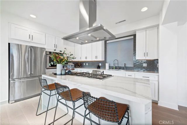 415 Marguerite Avenue, Corona Del Mar, CA 92625