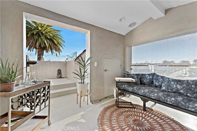 415 Marguerite Avenue, Corona Del Mar, CA 92625