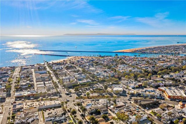 415 Marguerite Avenue, Corona Del Mar, CA 92625