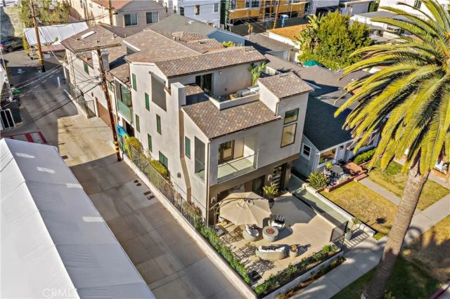 415 Marguerite Avenue, Corona Del Mar, CA 92625