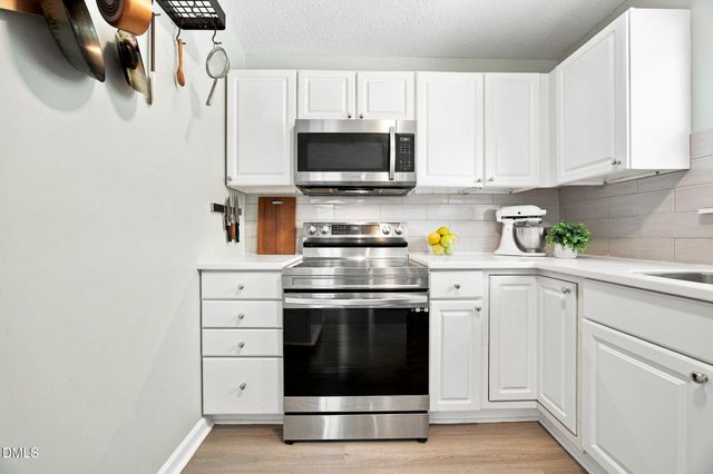 7401 Longstreet Drive, Raleigh, NC 27615