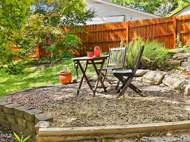 7401 Longstreet Drive, Raleigh, NC 27615