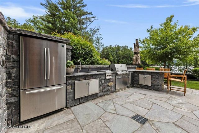 41 Trinity Rock Road, Lake George, NY 12845