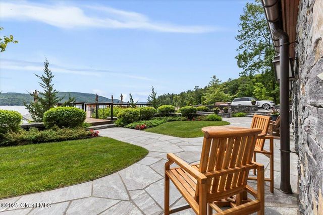 41 Trinity Rock Road, Lake George, NY 12845