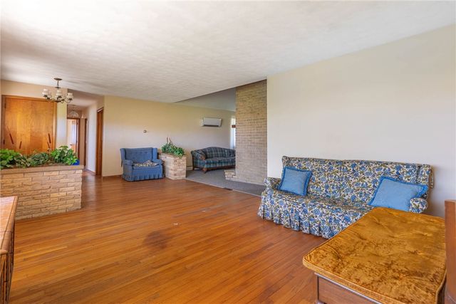 1590 S US 68, Xenia, OH 45385
