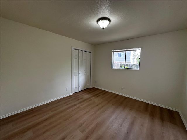 8809 Cainwood LN, Austin, TX 78729