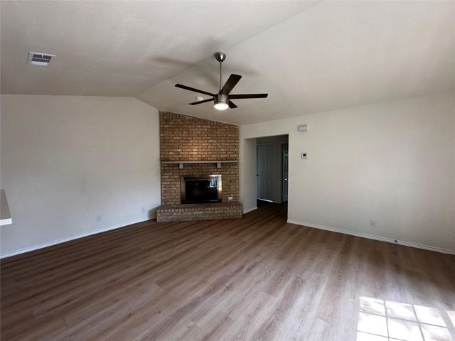 8809 Cainwood LN, Austin, TX 78729