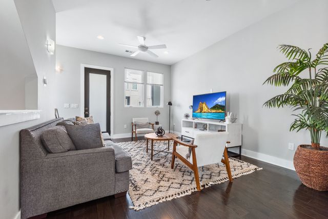 2410 Meharry Blvd Apt 3, Nashville, TN 37208