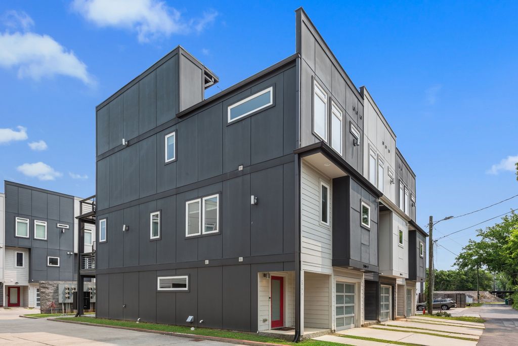 2410 Meharry Blvd Apt 3, Nashville, TN 37208