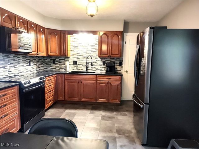 4510 S Ridge Road E, Geneva, OH 44041