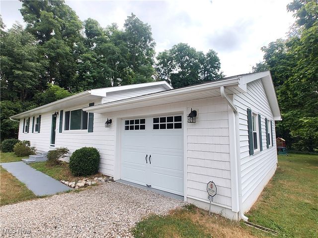 4510 S Ridge Road E, Geneva, OH 44041