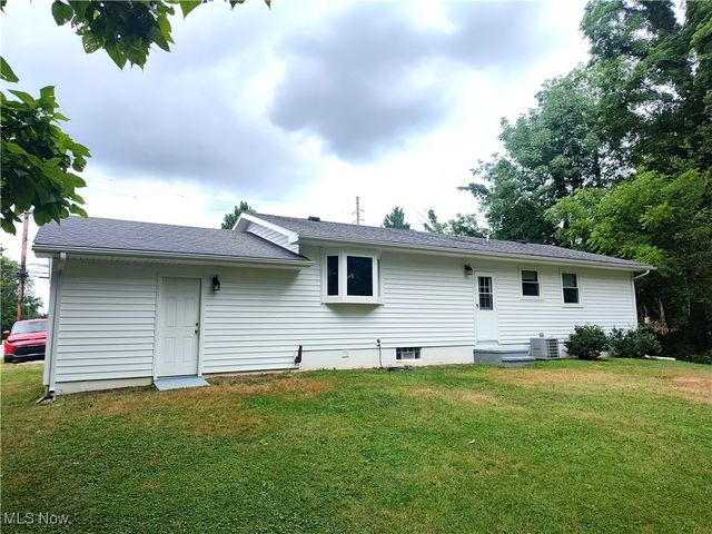 4510 S Ridge Road E, Geneva, OH 44041