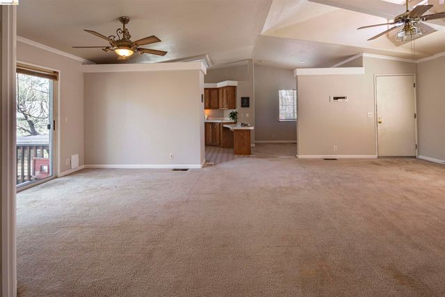 12690 Mueller Dr, Groveland, CA 95321