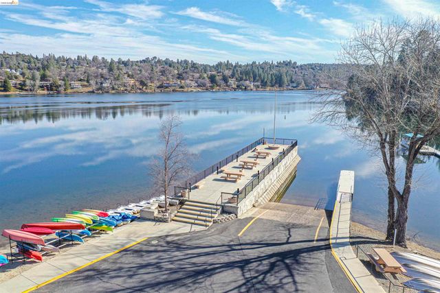 12690 Mueller Dr, Groveland, CA 95321