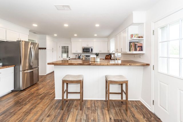 1757 Zion Road, Dorchester, SC 29437