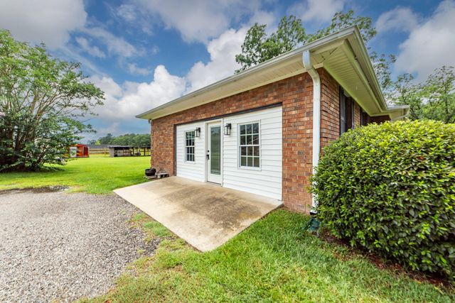1757 Zion Road, Dorchester, SC 29437