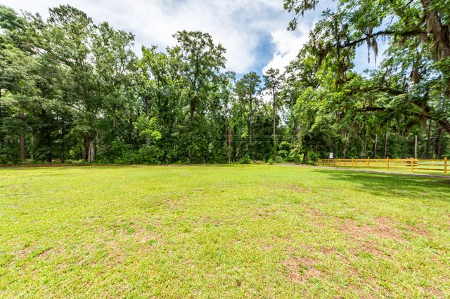1757 Zion Road, Dorchester, SC 29437