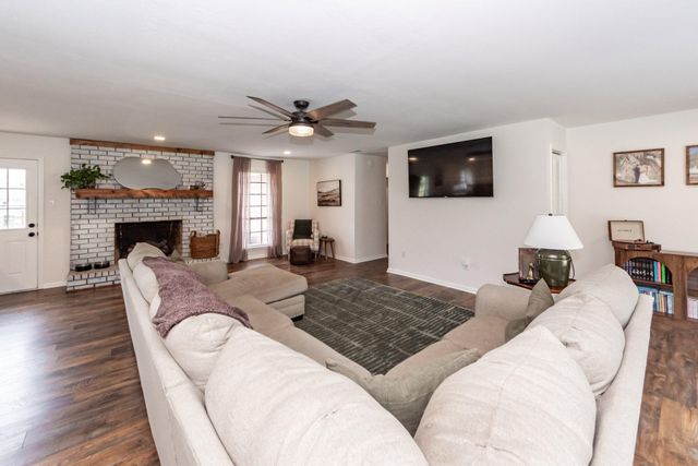 1757 Zion Road, Dorchester, SC 29437