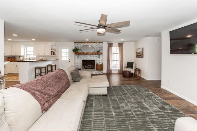 1757 Zion Road, Dorchester, SC 29437
