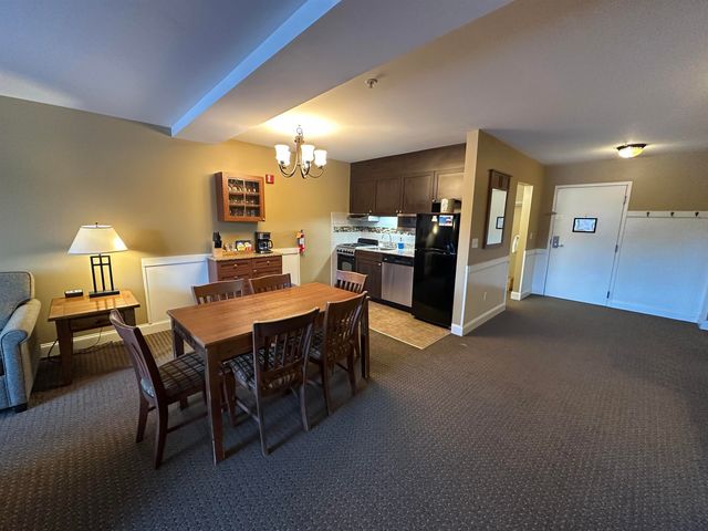 230, Qtr. 4 89 Grand Summit Way, Dover, VT 05356