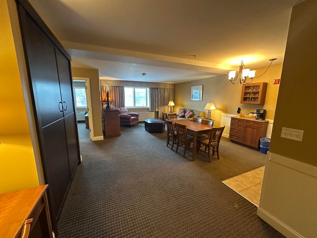 230, Qtr. 4 89 Grand Summit Way, Dover, VT 05356