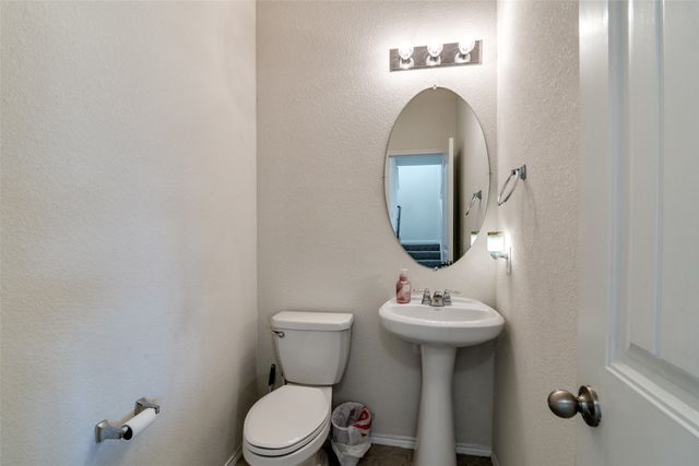 1965 Travertine Avenue, Heartland, TX 75126