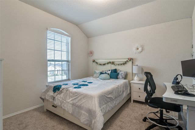 1965 Travertine Avenue, Heartland, TX 75126
