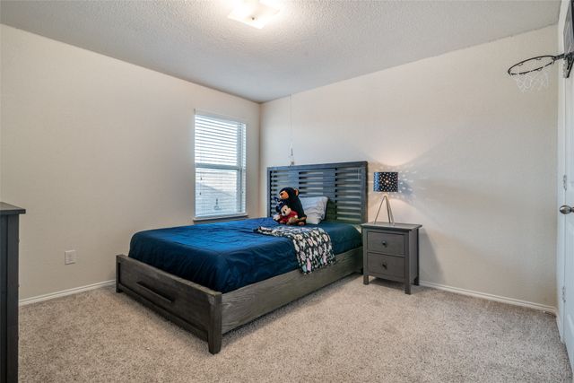 1965 Travertine Avenue, Heartland, TX 75126