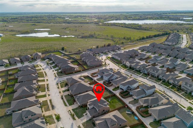 1965 Travertine Avenue, Heartland, TX 75126