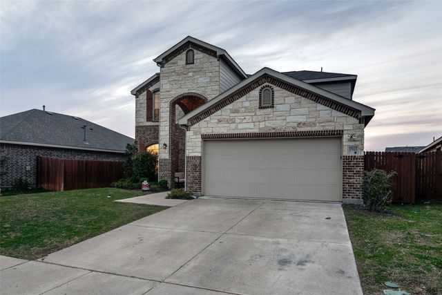 1965 Travertine Avenue, Heartland, TX 75126