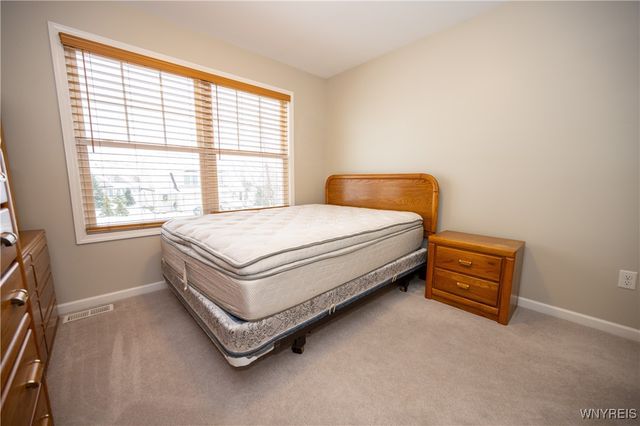 4 Denton Drive, Lancaster, NY 14086