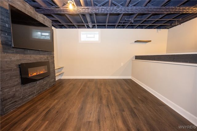 4 Denton Drive, Lancaster, NY 14086