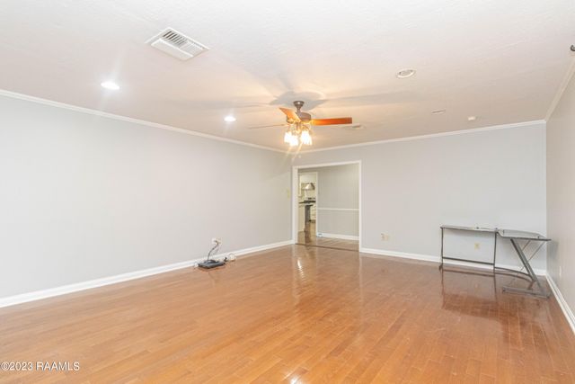 110 Karen Drive, Lafayette, LA 70503