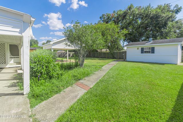 110 Karen Drive, Lafayette, LA 70503