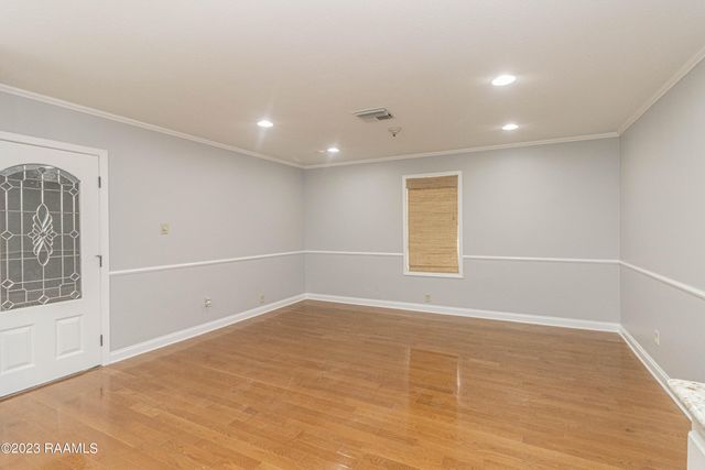 110 Karen Drive, Lafayette, LA 70503