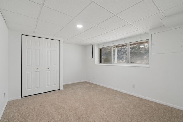 3944 76th Way E, Inver Grove Heights, MN 55076