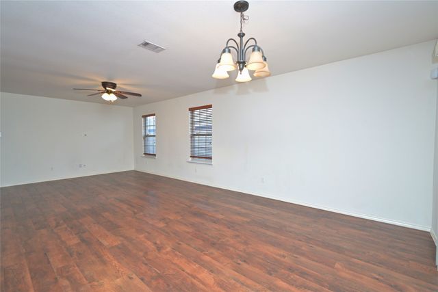 941 Newberry Trail, Fort Worth, TX 76120