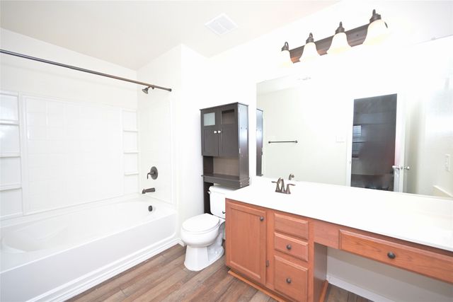 941 Newberry Trail, Fort Worth, TX 76120