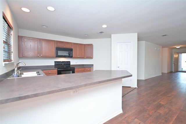 941 Newberry Trail, Fort Worth, TX 76120