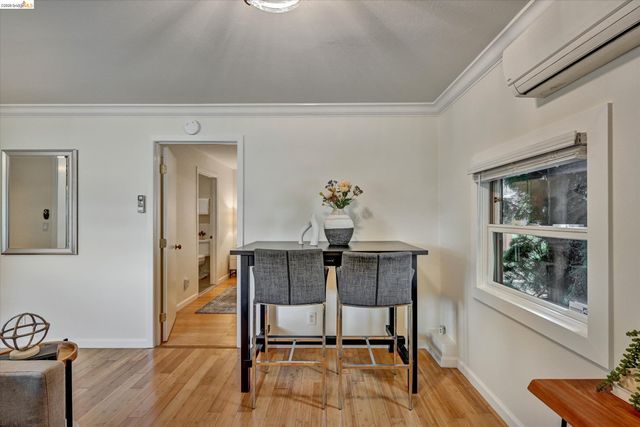 4656 Redding St, Oakland, CA 94619