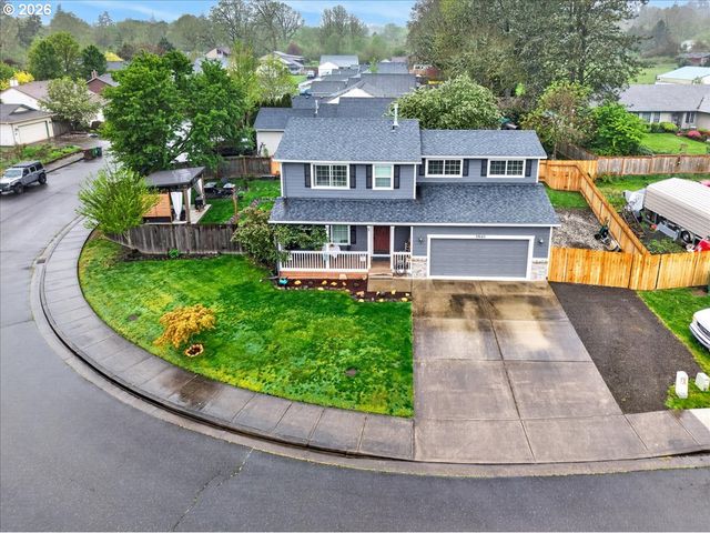 59145 WHITETAIL Ave, St Helens, OR 97051