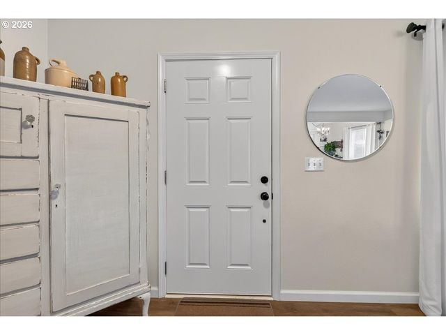 59145 WHITETAIL Ave, St Helens, OR 97051