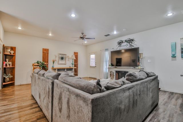 6908 21st Street, Lubbock, TX 79407