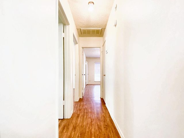 111 Hughson CT, San Marcos, TX 78666