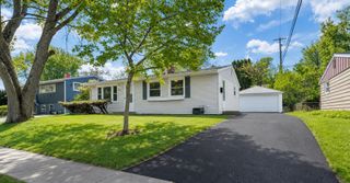 502 Tyler Drive, Carpentersville, IL 60110