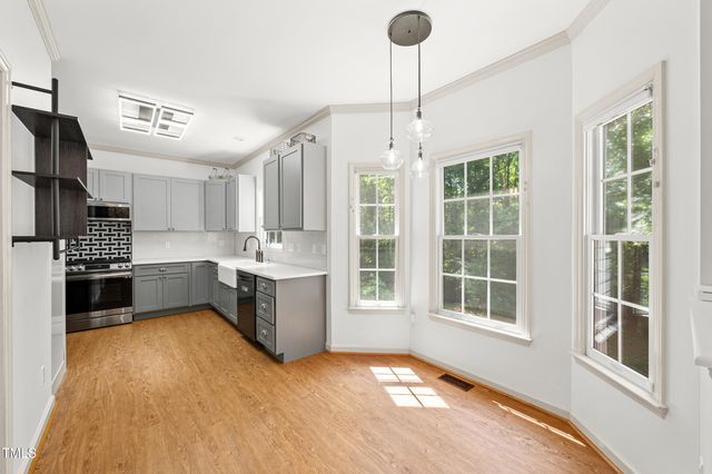 5219 Oakbrook Drive, Durham, NC 27713