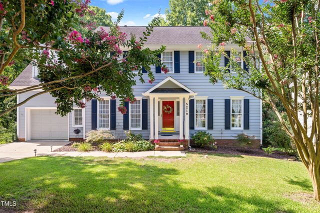 5219 Oakbrook Drive, Durham, NC 27713
